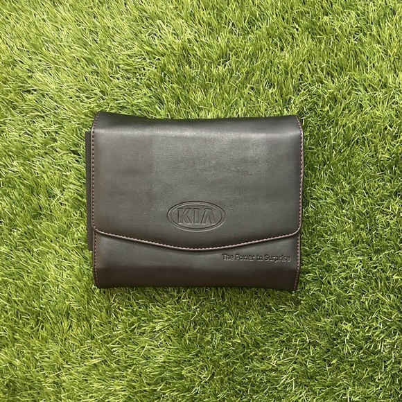 2018 Kia STINGER Hatchback Owners Manual - Picture 5 of 7